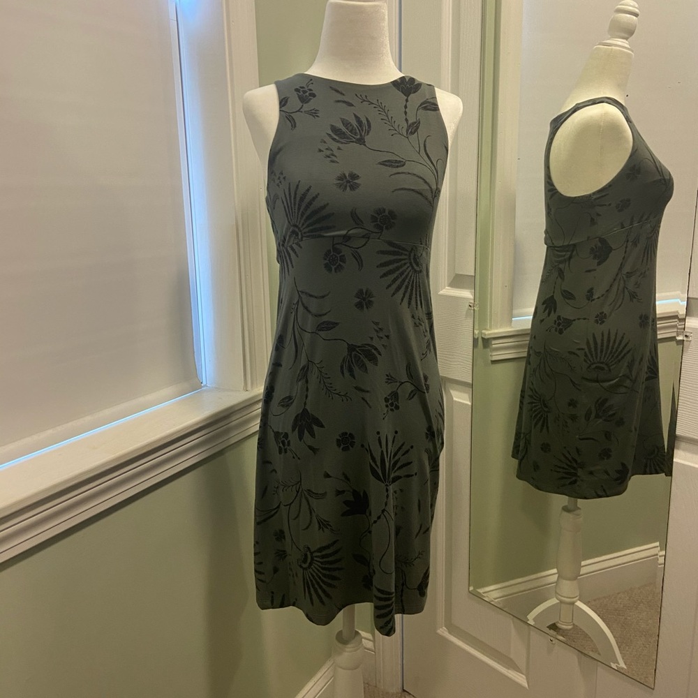 Athleta XS olive green and black casual dress